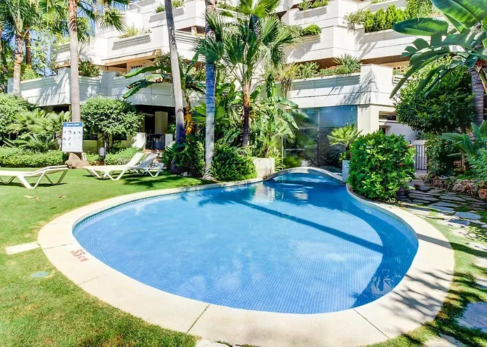 Fuente Aloha Apartment By Ghr Rentals